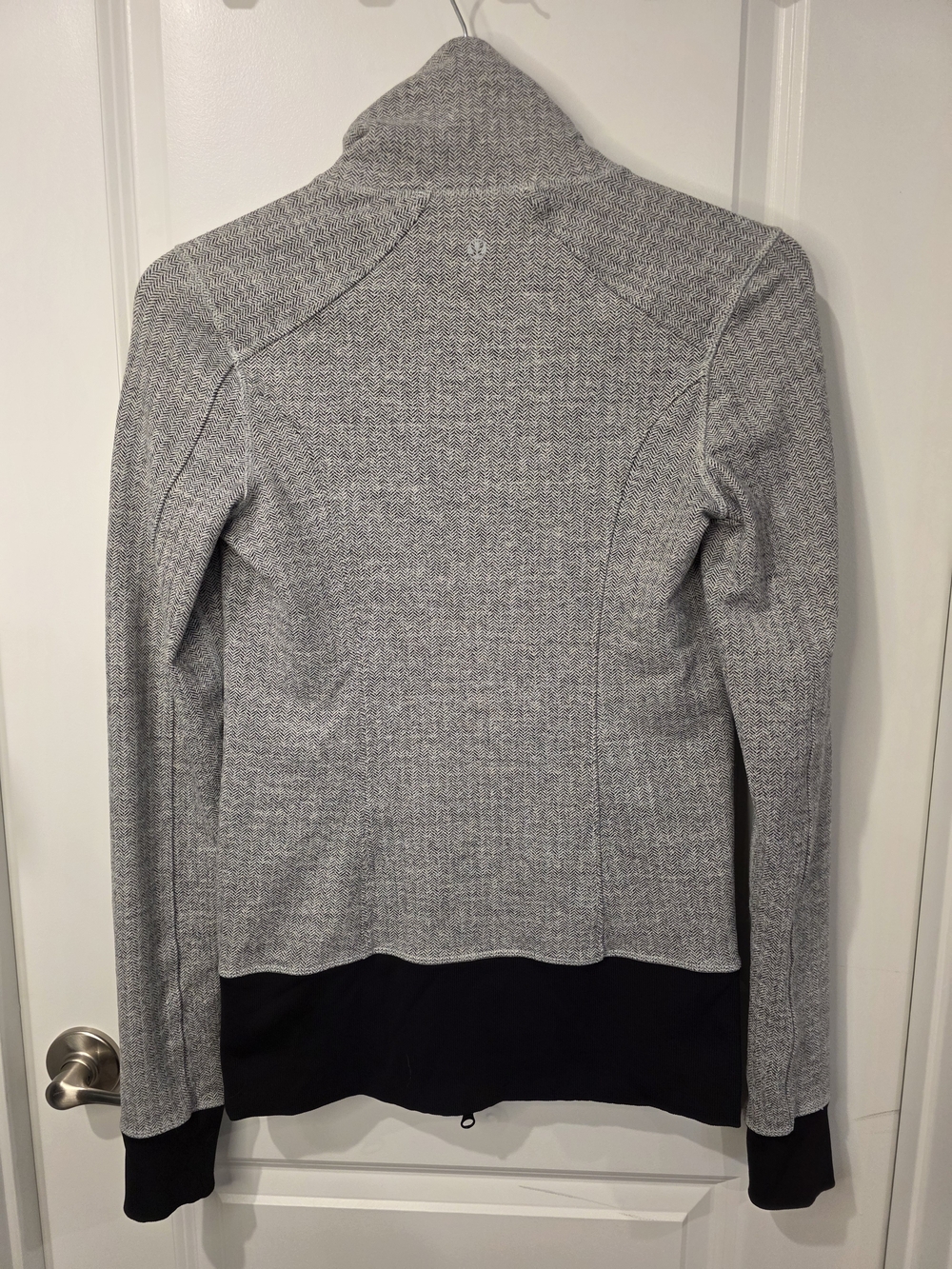 Lululemon Nice Asana Jacket - Picture 5 of 8